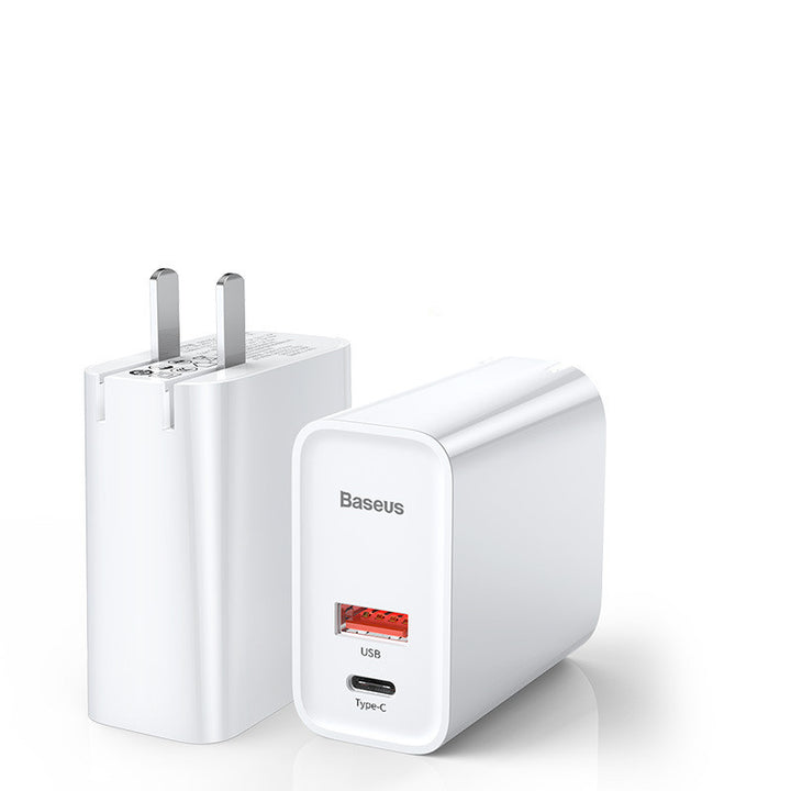 USB PD Fast Charging Adapter for Mobile Phones and Tablets with EU and CN Plugs