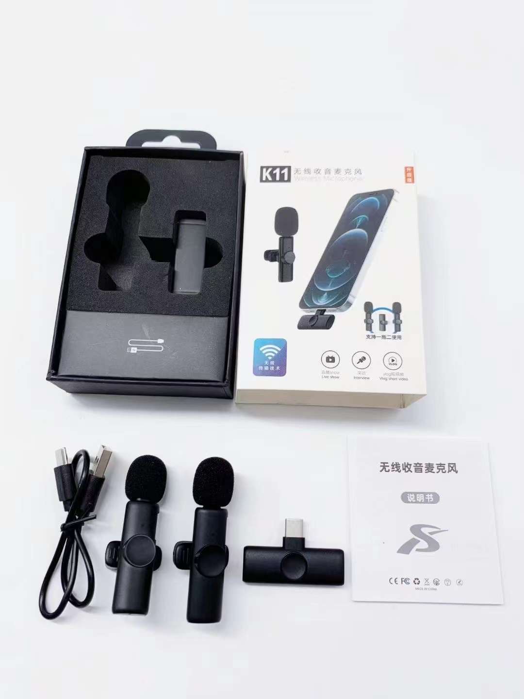 Wireless Clip-On Microphone for Outdoor Video Recording
