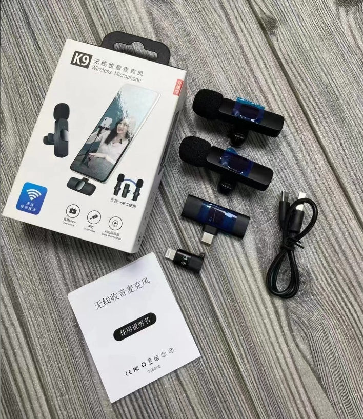 Wireless Clip-On Microphone for Outdoor Video Recording